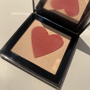Burberry limited edition palette London in love